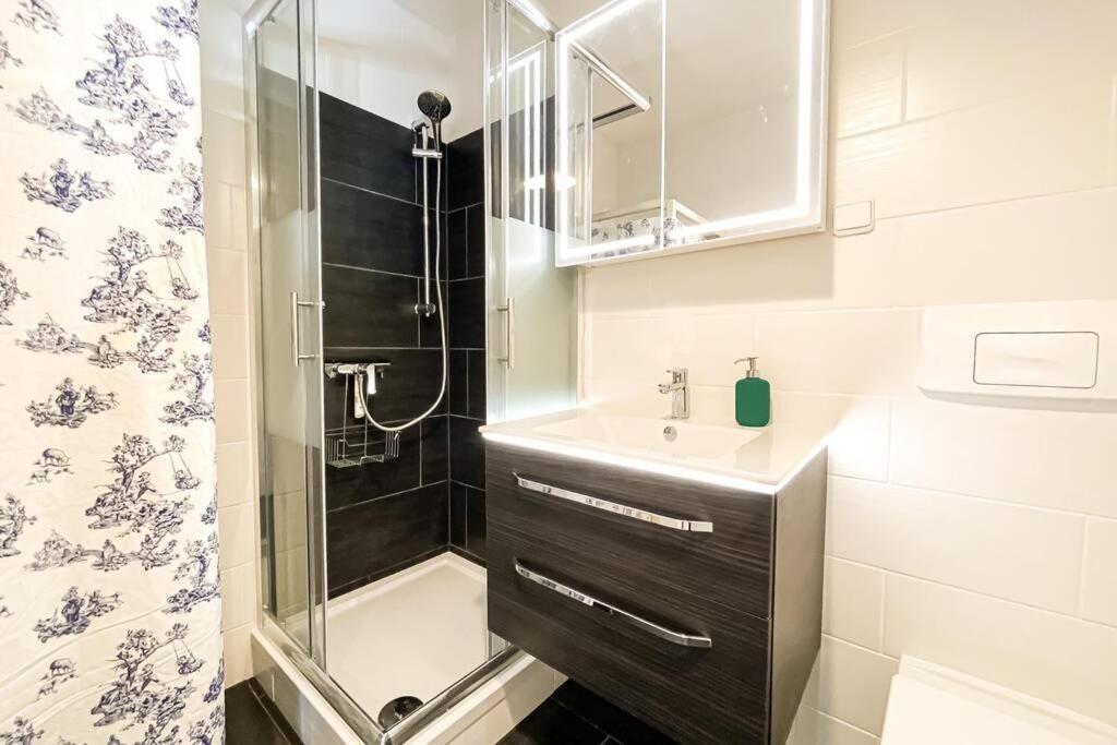Apartment Am Auensee Mit Grosser Terrasse & Privat-Parkplatz ไลป์ซิก ภายนอก รูปภาพ