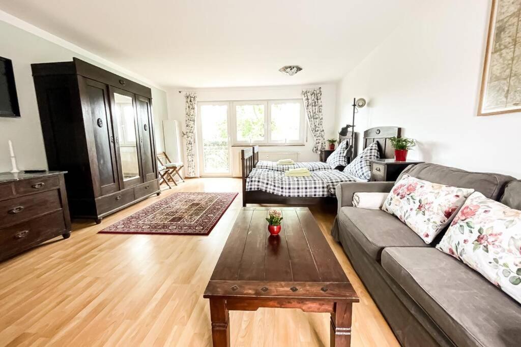 Apartment Am Auensee Mit Grosser Terrasse & Privat-Parkplatz ไลป์ซิก ภายนอก รูปภาพ